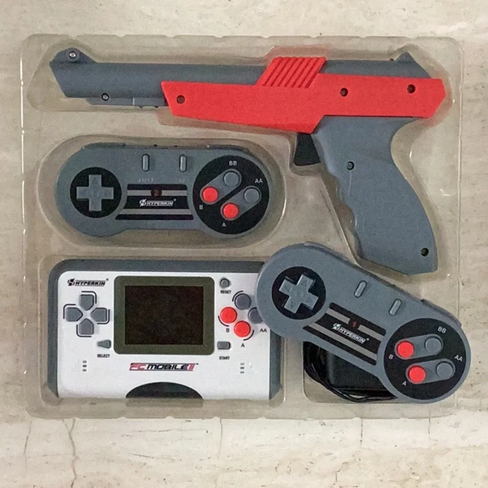 NES FC Mobile II Console For Nintendo NES Games Hyperkin Handheld In Box